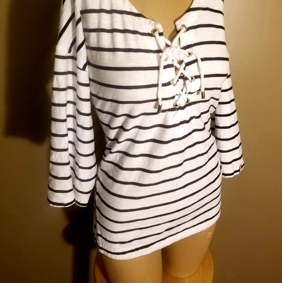 Tommy Hilfiger Striped Blouse Size Large - Picture 7 of 7